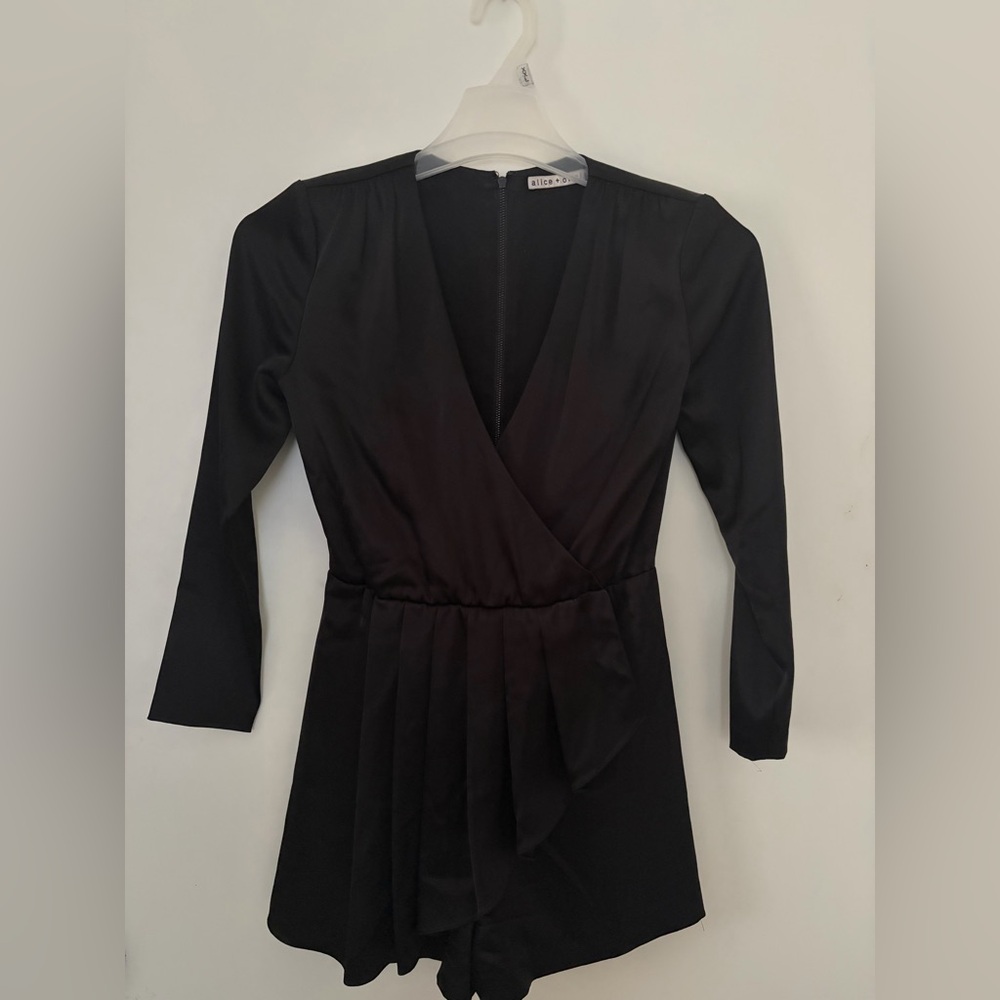 Alice + Olivia Black V-Neck Garment